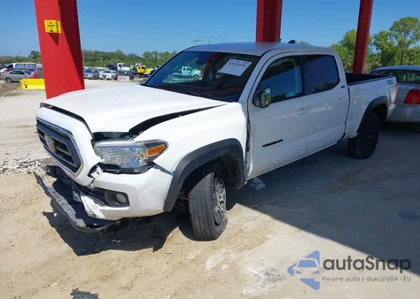 2023 Toyota Tacoma Sr5 V6 z USA, uszkodzony, nr VIN 3TYDZ5BN9PT037945